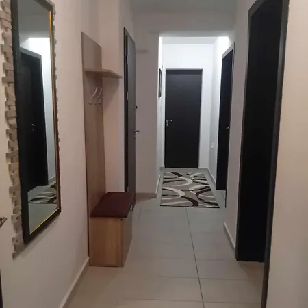 Park View With Parking Διαμέρισμα *